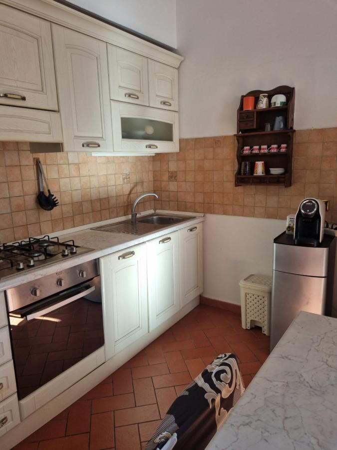 Casa Mille Baci Con Parcheggio Leilighet Livorno Eksteriør bilde
